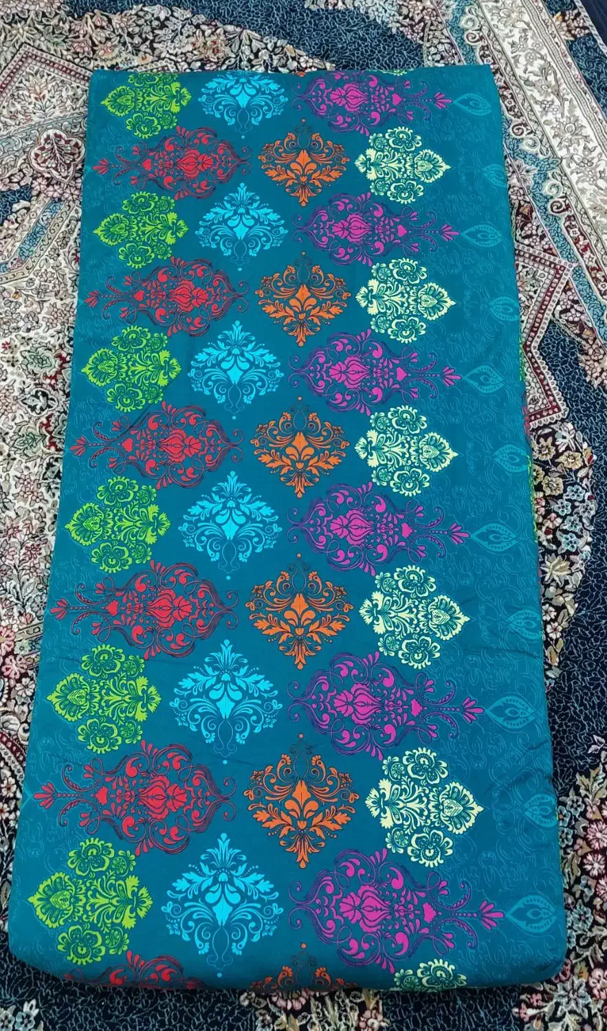 تشک و بالش|رختخواب، بالش، پتو|فومن, |دیوار