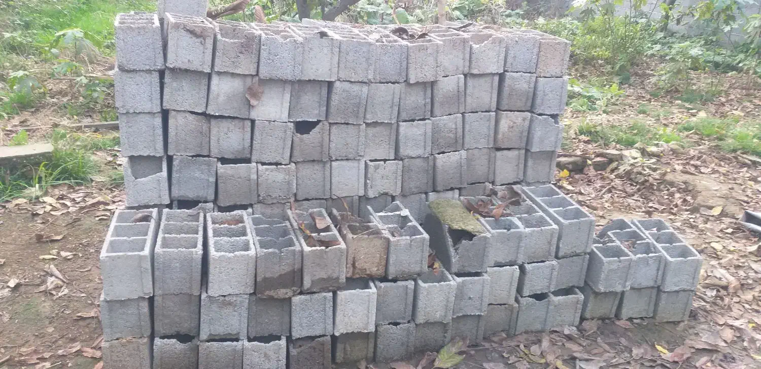 تعدادی بلوک سالم|مصالح و تجهیزات ساختمان|دابودشت, |دیوار