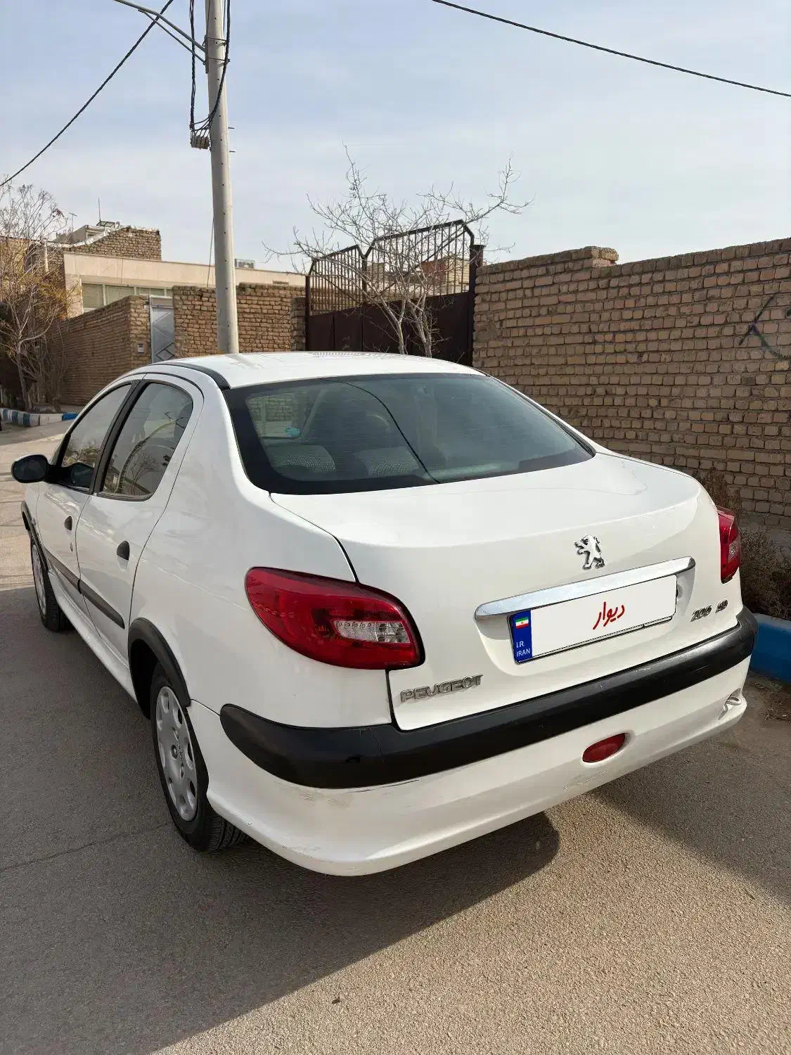 پژو 206 sd v8 مدل 91|خودرو سواری و وانت|اصفهان, کوی امیریه|دیوار