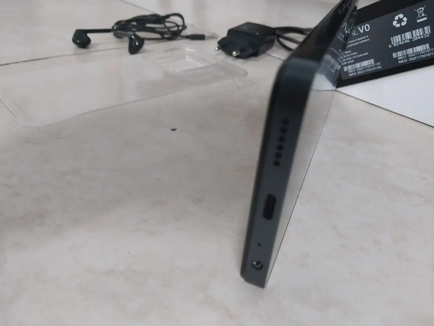 وکال v0 plus با حافظهٔ ۶۴ گیگابایت|موبایل|تهران, کوی بیمه|دیوار