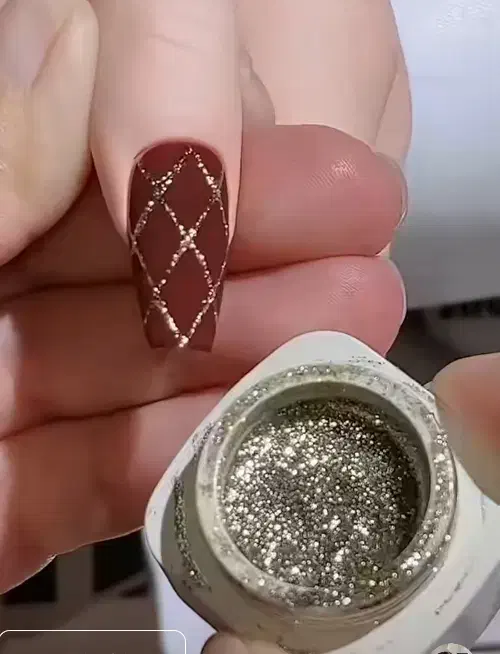 استخدام ناخن کار حرفه ای و نیمه حرفه ای|استخدام درمانی، زیبایی، بهداشتی|هشتگرد, مدرس|دیوار