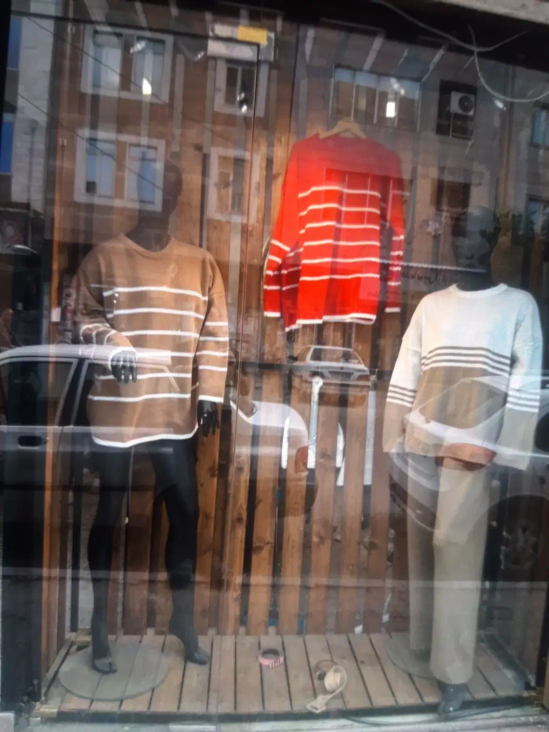 دو عددمیزپیشخوان و ویترین چوبی|فروشگاه و مغازه|قدس, شهرقدس|دیوار