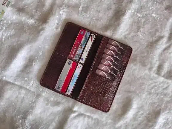 کیف|کیف، کفش، کمربند|اصفهان, کوی گلزار|دیوار