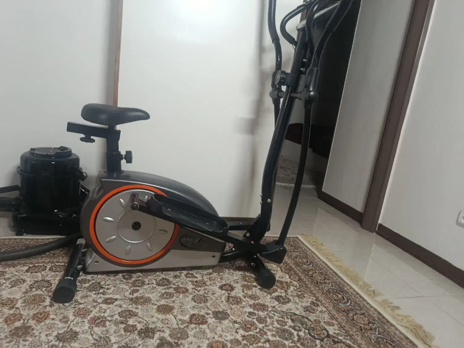 البتیکال دوچرخه ی ثابت|تجهیزات ورزشی|اصفهان, برازنده|دیوار