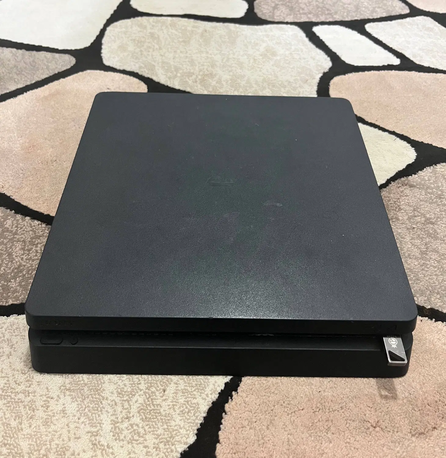 Ps4 slim|کنسول، بازی ویدئویی و آنلاین|قائم‌شهر, |دیوار