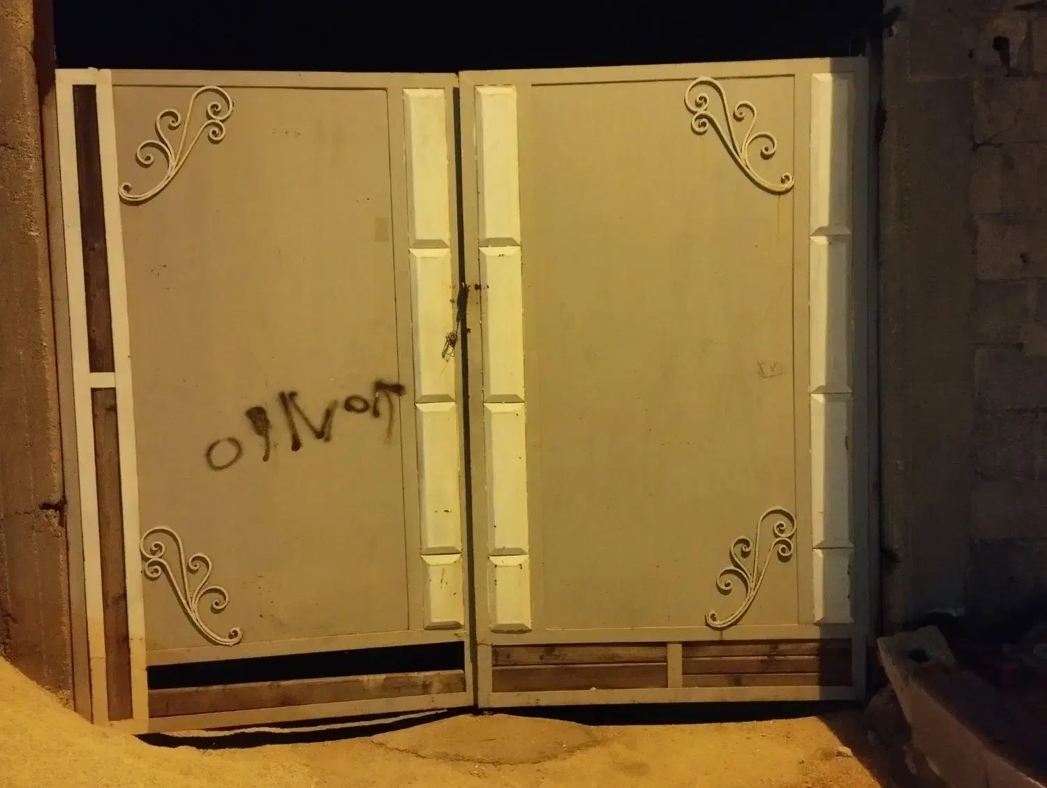 درب حیاط|مصالح و تجهیزات ساختمان|جم, |دیوار