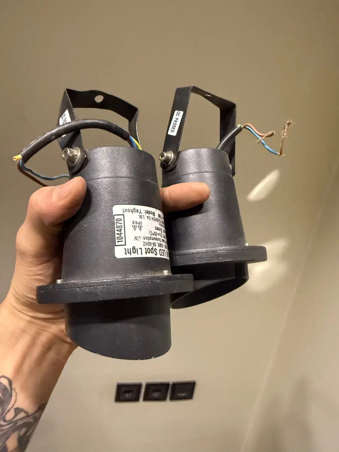 پروژکتور بارنگ سبز|تلویزیون و پروژکتور|بروجرد, |دیوار