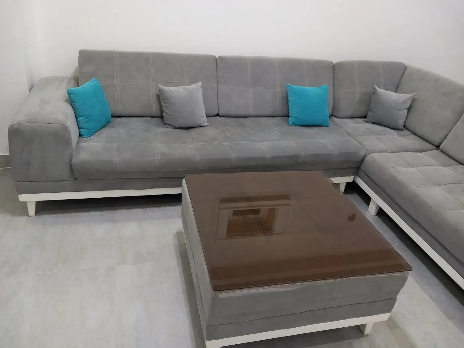 مبل ال ۷ نفره همراه پاف|مبلمان خانگی و میز عسلی|بندر انزلی, لیچارگی حسن رود|دیوار