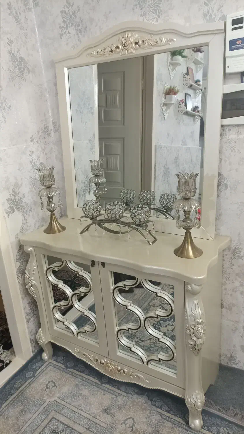 لوازم منزل|بوفه، ویترین، کنسول|قلعه نو, |دیوار