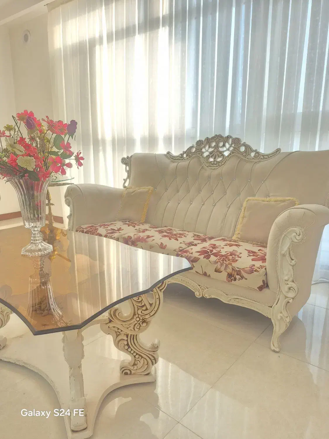 مبل ۷ نفره به همراه غذا خوری ۶ نفره|مبلمان خانگی و میز عسلی|ورامین, شهرک فجر|دیوار