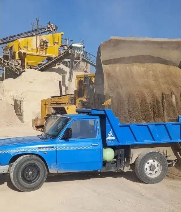 حمل شن ماسه مخلوط خاک باغچه نخاله نیسان کمپرس|خدمات حمل و نقل|زاهدان, |دیوار