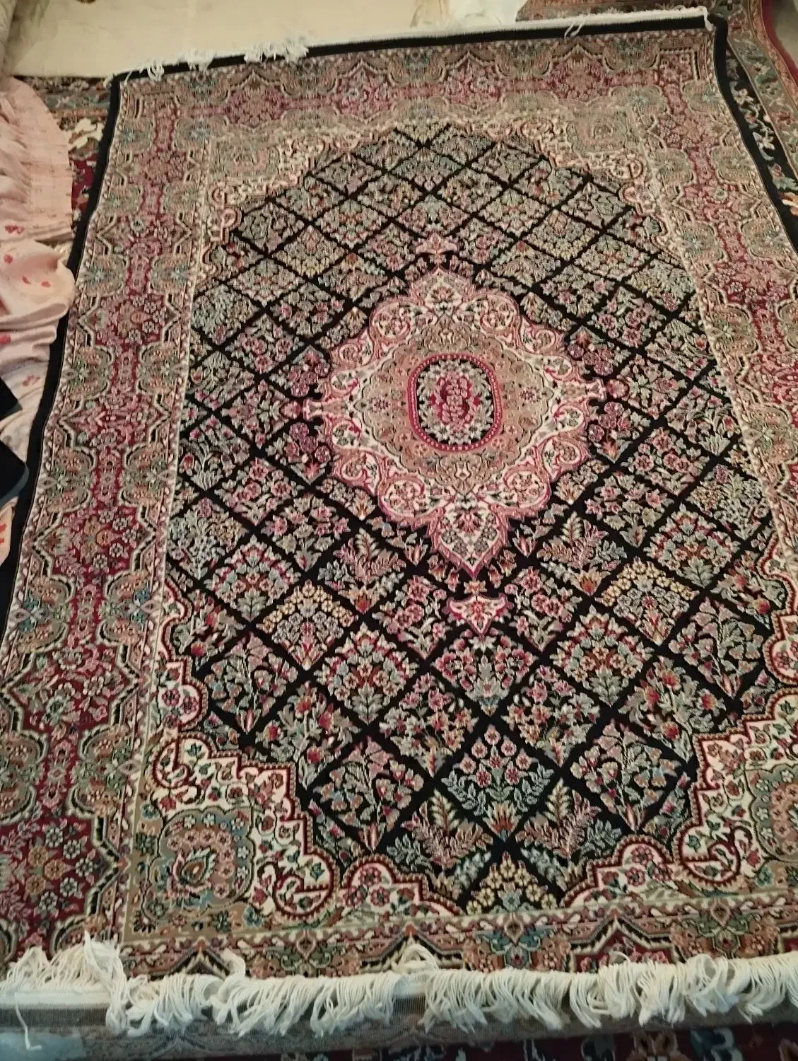 قالیچه 4 متری|فرش|قائن, |دیوار