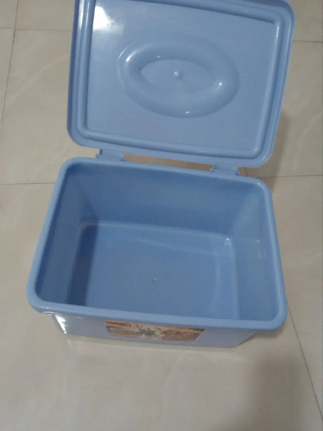 جا نانی بزرگ قدیمی|ظروف نگهدارنده، پلاستیکی، یک‌بارمصرف|کرمانشاه, |دیوار