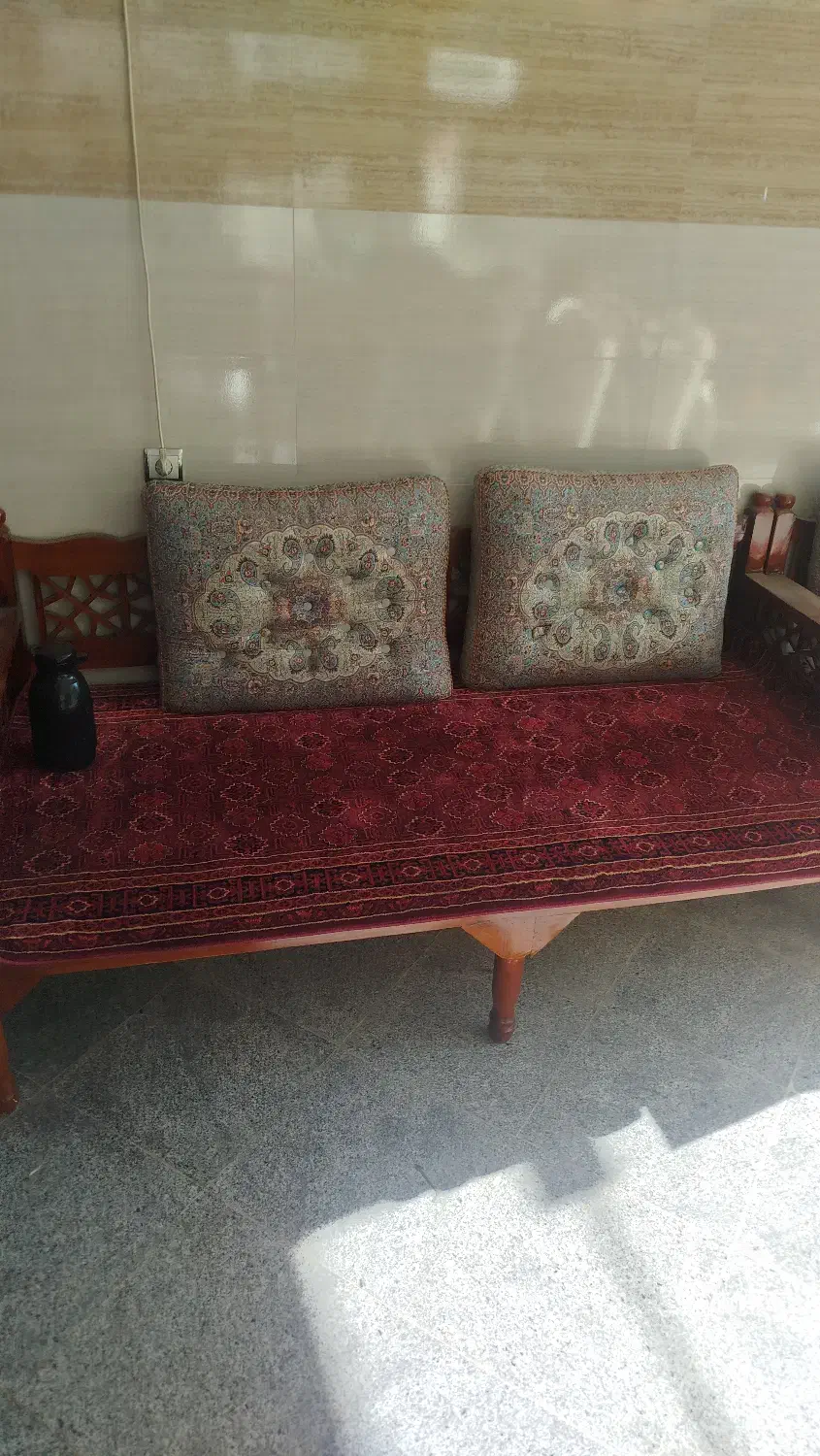 تخت سنتی و میز و صندلی|میز و صندلی غذاخوری|تویسرکان, |دیوار