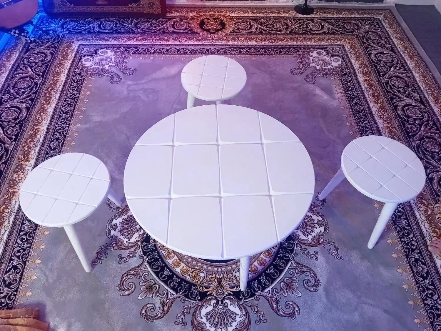 مبل ۴ نفره همراه ۴ عدد عسلی|مبلمان خانگی و میز عسلی|تهران, زرکش|دیوار