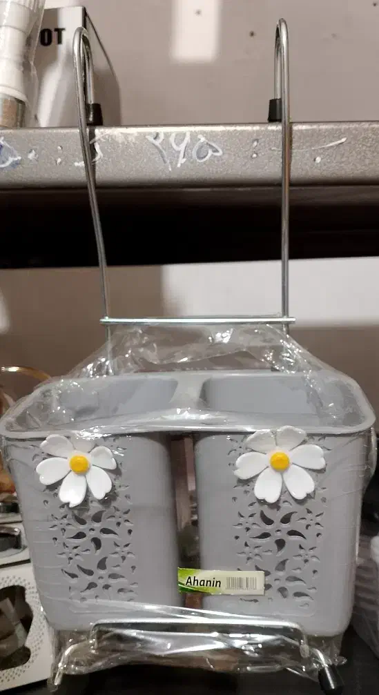 جا قاشقی|آب‌چکان و نظم‌دهنده ظروف|مهاباد (آذربایجان غربی), |دیوار