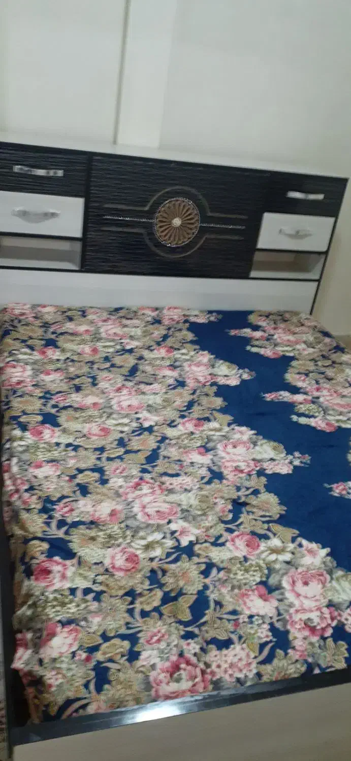 تخت 2نفره‌‌.|تخت و سرویس خواب|فردیس, شهرک ارم|دیوار