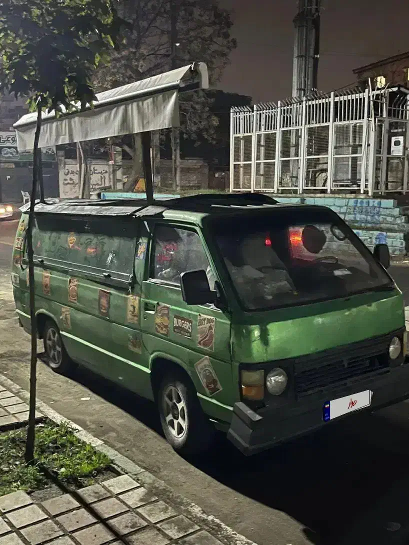 ون فودتراک|خودرو سواری و وانت|تهران, فلسطین (میدان انقلاب)|دیوار