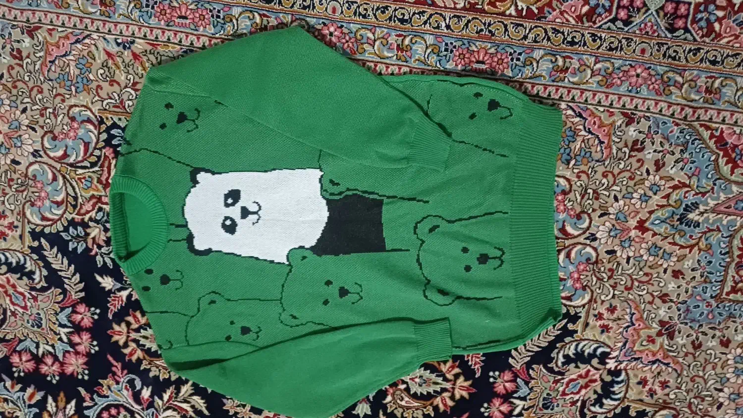 مقداری لباس .همه سایز و همه مدل|لباس|بروجرد, |دیوار