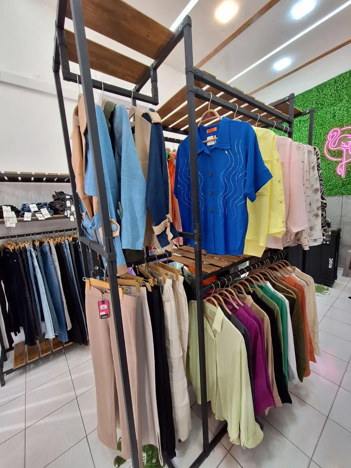 لباس ودکور به قیمت عمده|لباس|کرمانشاه, |دیوار