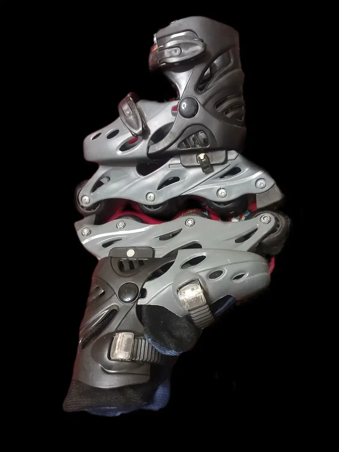 اسکیت|دوچرخه، اسکیت، اسکوتر|ری, جوانمرد قصاب|دیوار