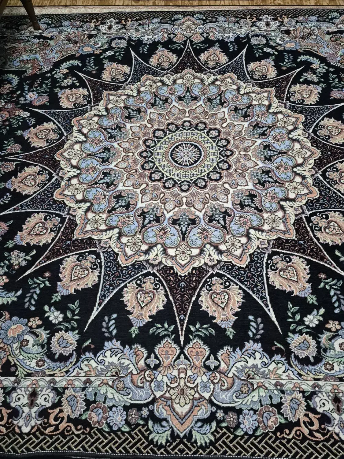 روفرشی|روفرشی|خوی, |دیوار