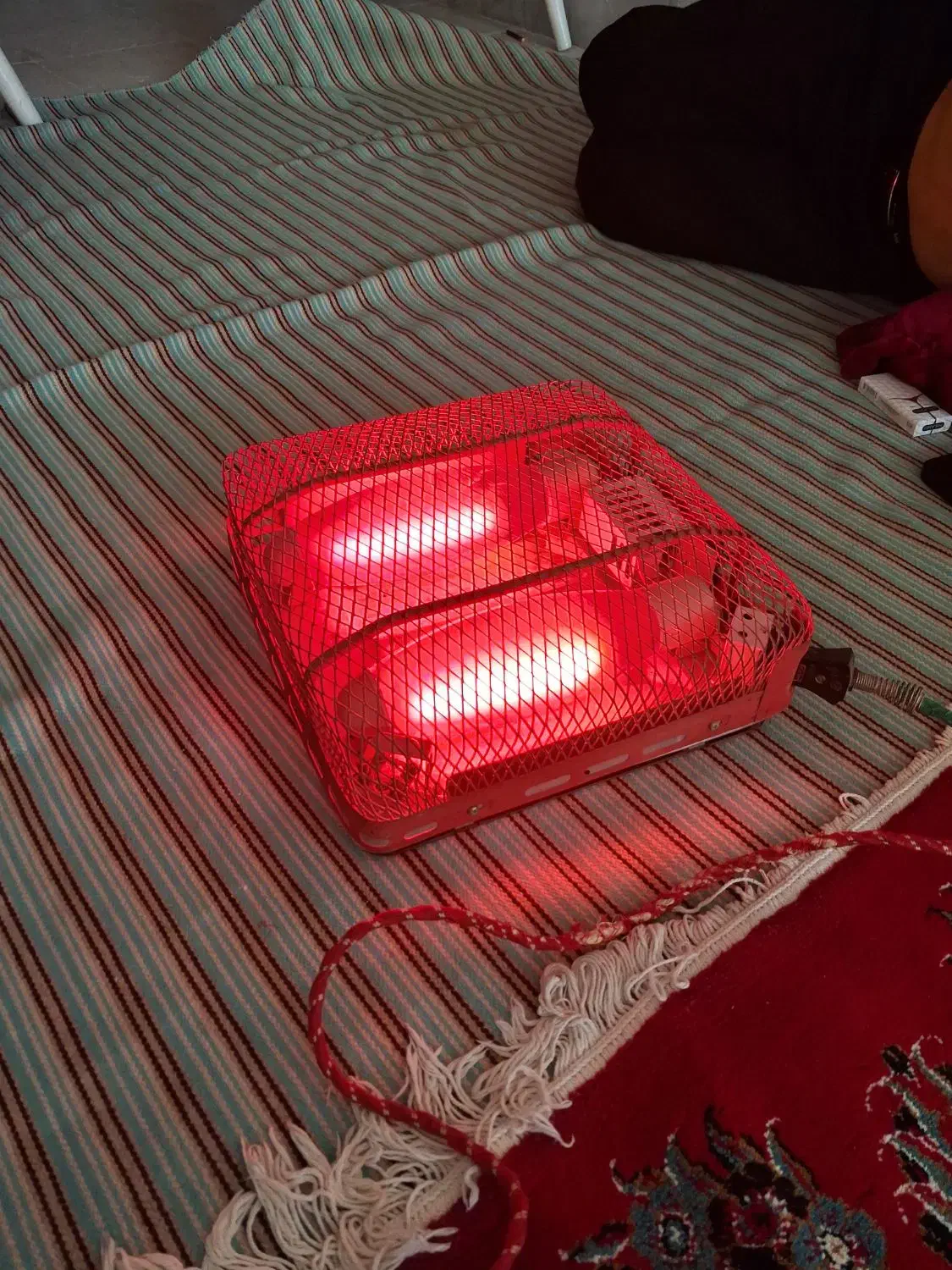 کرسی برقی قدیمی دولامپی ناسیونال|سایر لوازم برقی|کاشان, آیت الله سعیدی|دیوار