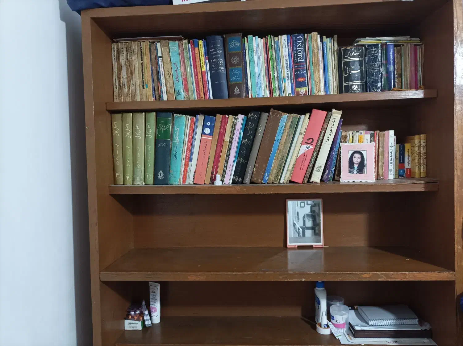 کتابخانه ۵ طبقه|کتابخانه، شلف، قفسه‌های دیواری|مسجد سلیمان, |دیوار