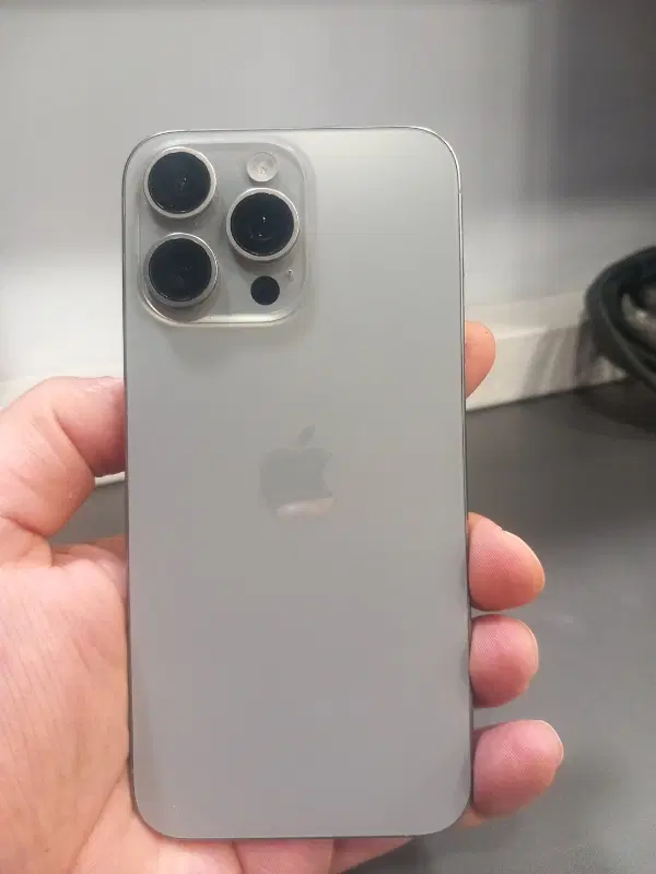 iphone 15 pro Max|موبایل|مشهد, خاتم الانبیا|دیوار