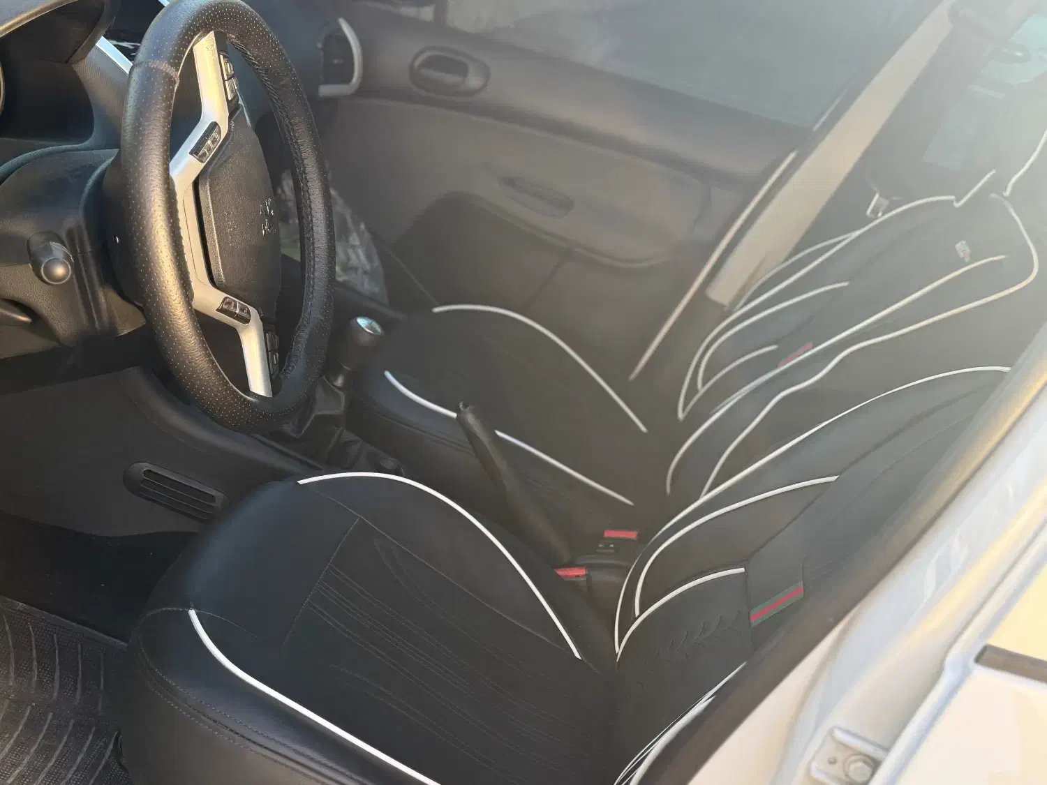 ۲۰۷ خشک|خودرو سواری و وانت|ایلام, |دیوار