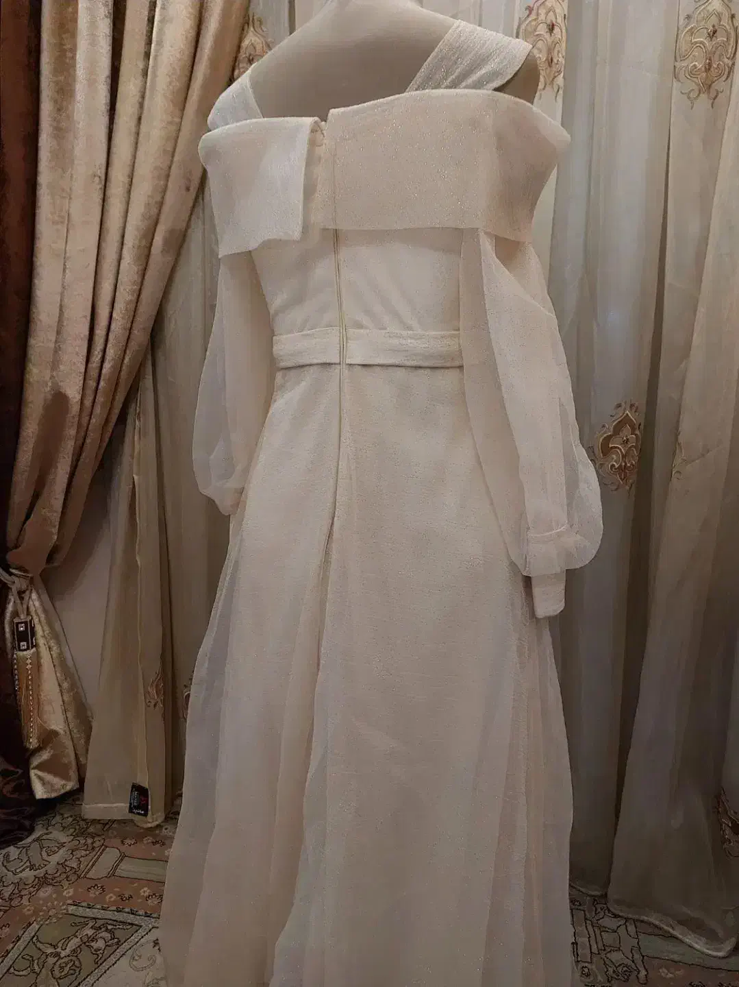 لباس مجلسی زنانه فروش فوری|لباس|تهران, اباذر|دیوار