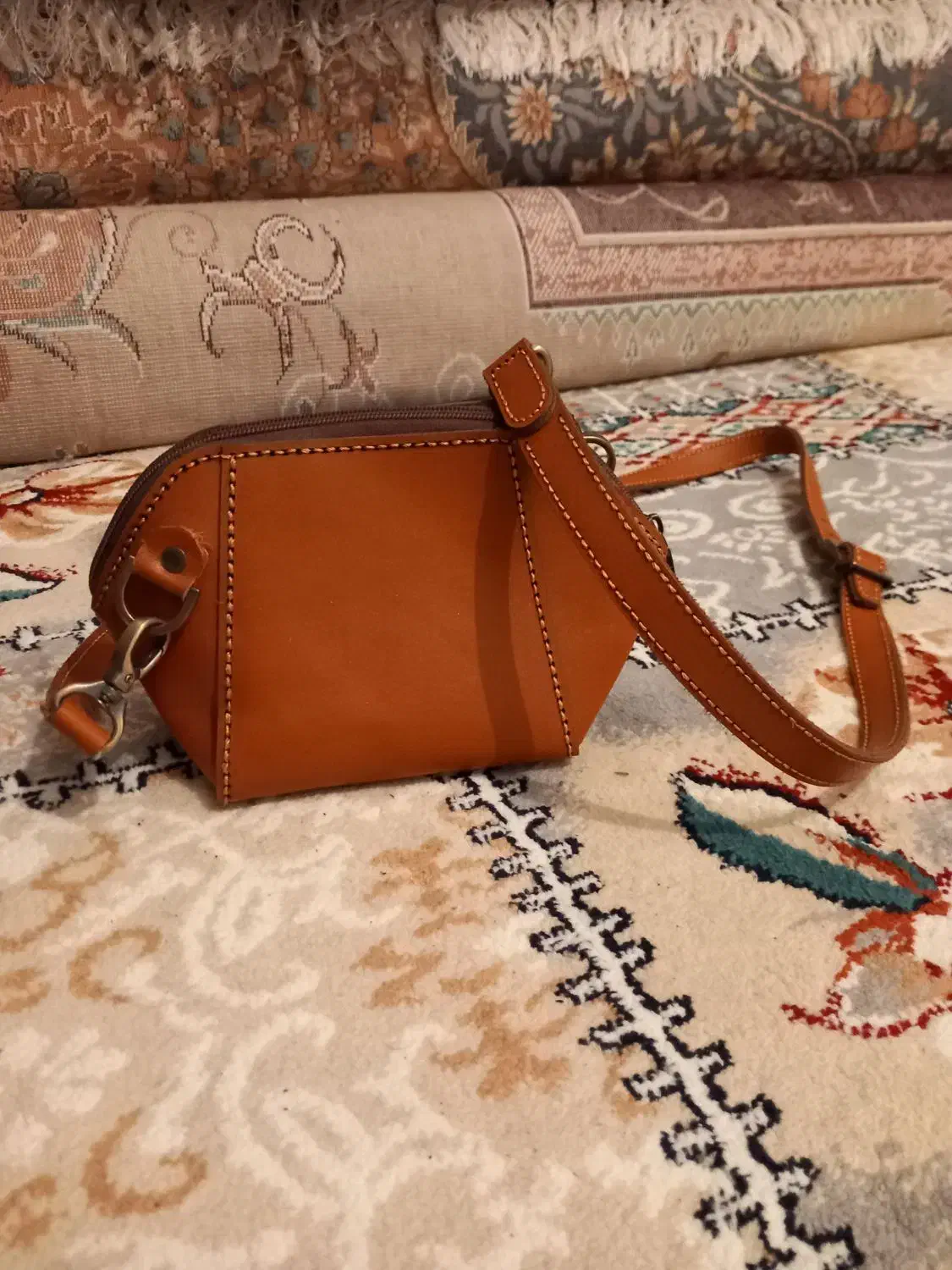 کیف چرم دست دوز اصلا استفاده نشده|کیف، کفش، کمربند|نورآباد, |دیوار