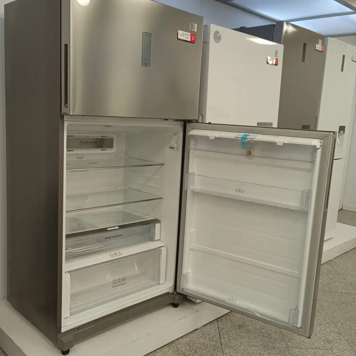 یخچال بالا فریزر دوو پرادا هوشمند 27 فوت استیل|یخچال و فریزر|شاهین‌شهر, عطار|دیوار