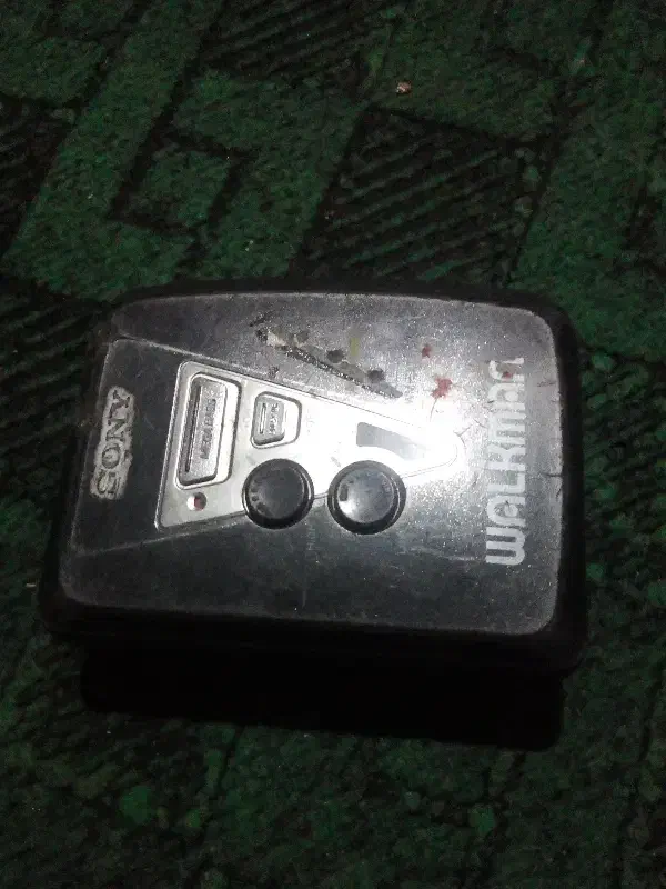 واکمن سونی|کلکسیون اشیاء عتیقه|بندرعباس, |دیوار