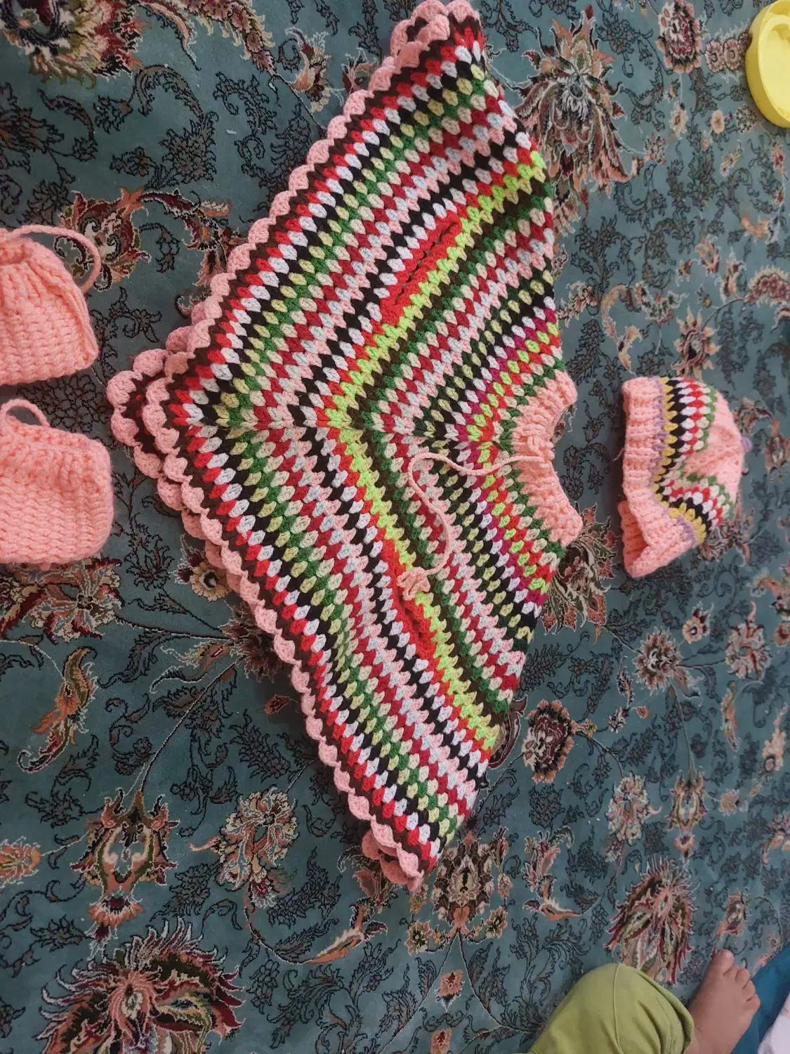 سلام کار دست هست|کفش و لباس بچه|جیرفت, |دیوار