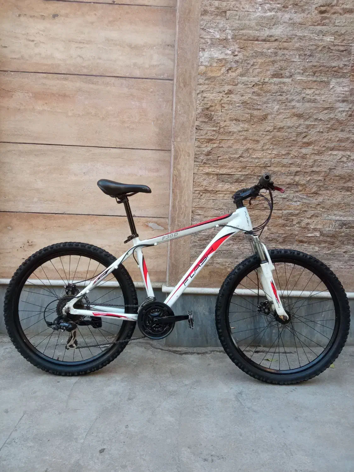 دوچرخه فلش تموم آلومینیوم سایز۲۶ترمزهادیسکی|دوچرخه، اسکیت، اسکوتر|گنبد کاووس, |دیوار