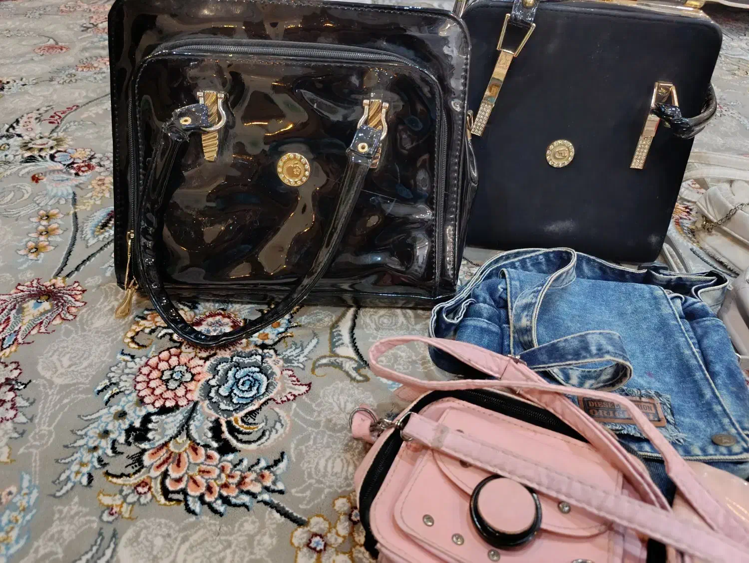 انواع کیف مجلسی و اسپرت|کیف، کفش، کمربند|بروجرد, |دیوار