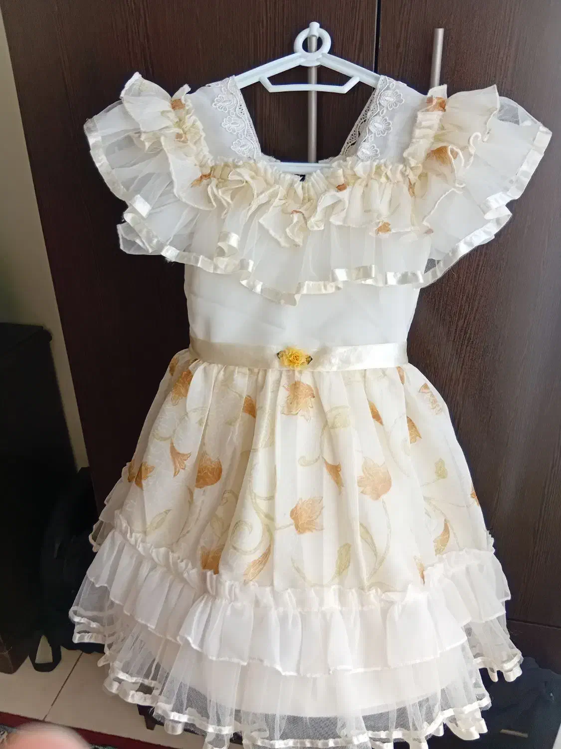 حراج کودکانه|کفش و لباس بچه|قزوین, |دیوار