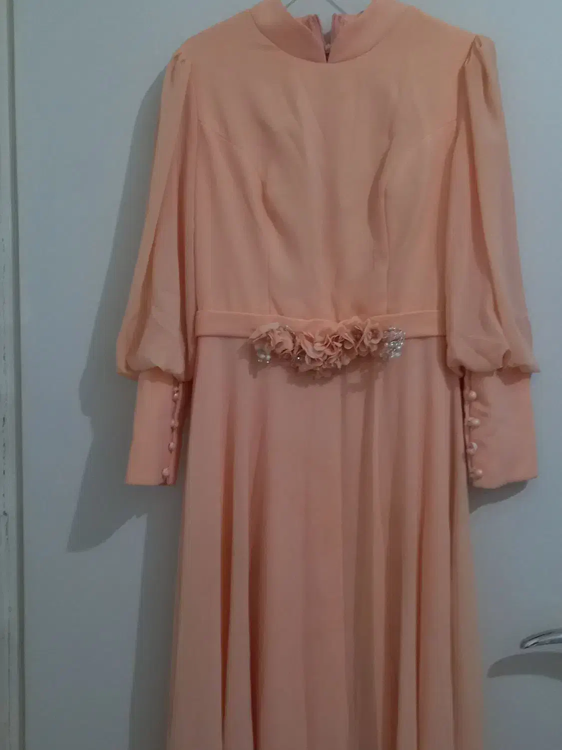 لباس مجلسی|لباس|مشکین‌دشت, |دیوار