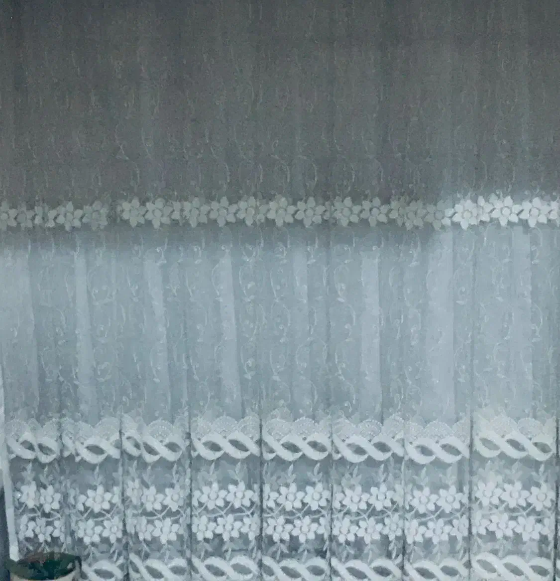 پرده|پرده، رانر، رومیزی|قم, قلعه کامکار|دیوار