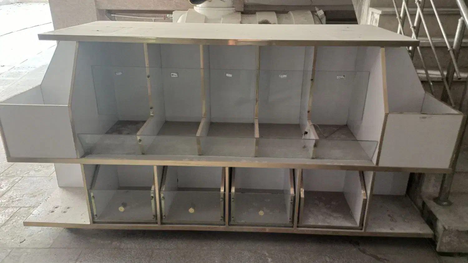 میز وسط فروشگاهی|فروشگاه و مغازه|گرمدره, |دیوار