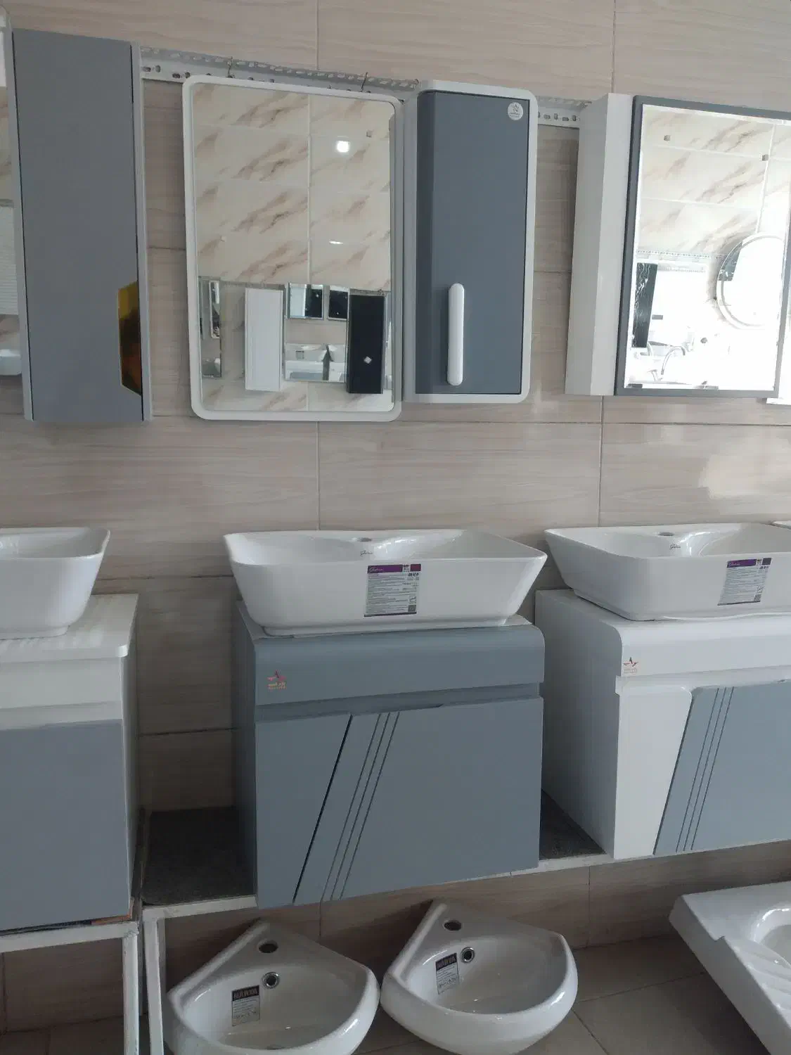 کابین روشویی (سنگ گاتریا)|لوازم سرویس بهداشتی|همدان, |دیوار