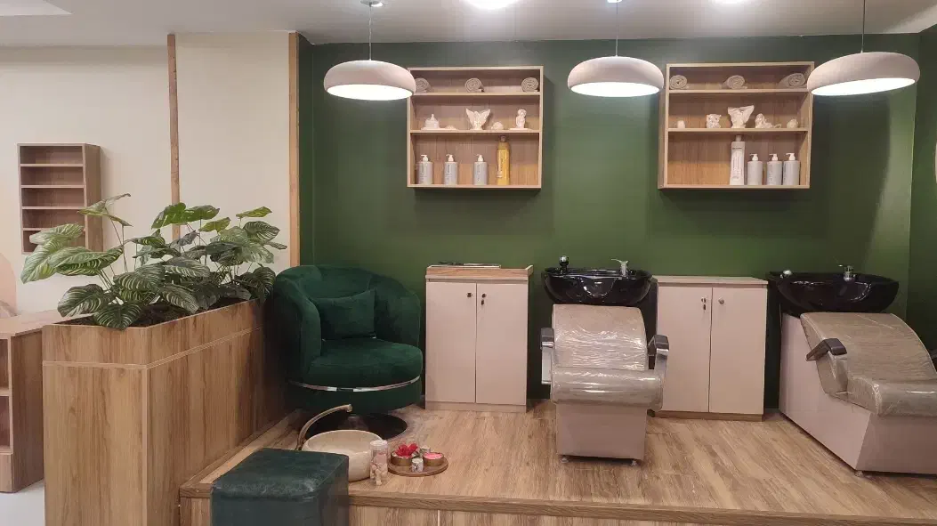 اجاره میز ناخن و صندلی|اجارهٔ دفتر کار، اتاق اداری، مطب|تهران, تهرانپارس غربی|دیوار