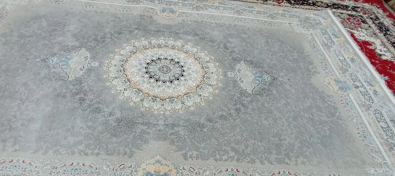 فرش طوسی حاشیه طلایی  ۹ متری ۳عدد ۱۲۰۰ شانه|فرش|ابهر, |دیوار