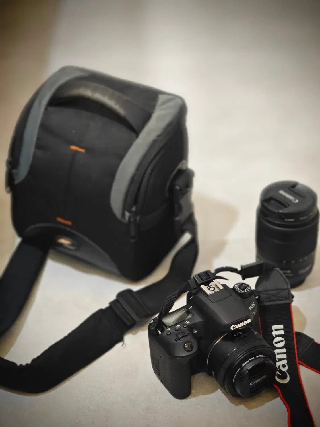 دوربین CANON  مدل 77 D  با شات بسیار کم|دوربین عکاسی و فیلم‌برداری|سنندج, |دیوار