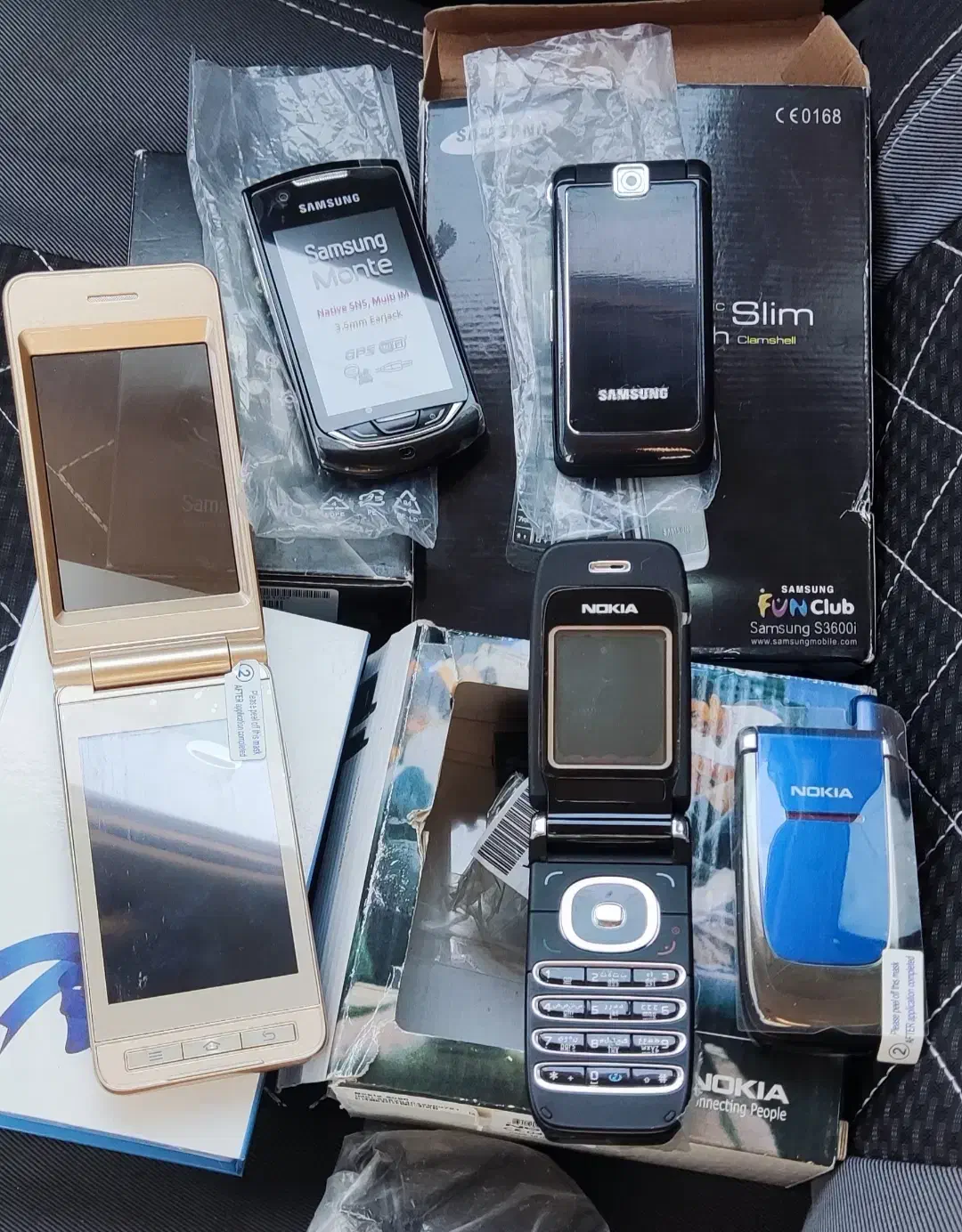 تعدادی گوشی نوکیا آکبند گوشیهای کلکسیونی|موبایل|شیراز, دروازه قران|دیوار