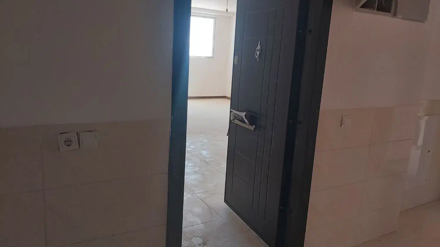 فروش واحد آپارتمان ۱۵۸متری با مشاعات ۱۲۵ متر ساخت|فروش آپارتمان|فولادشهر, مسکن مهر فولادشهر|دیوار