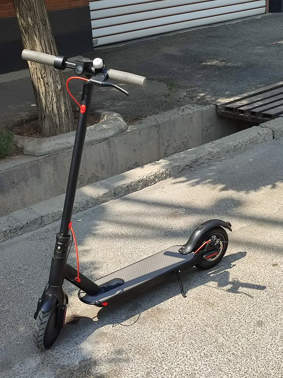 اسکوتر برقی در حد نو|دوچرخه، اسکیت، اسکوتر|اراک, |دیوار