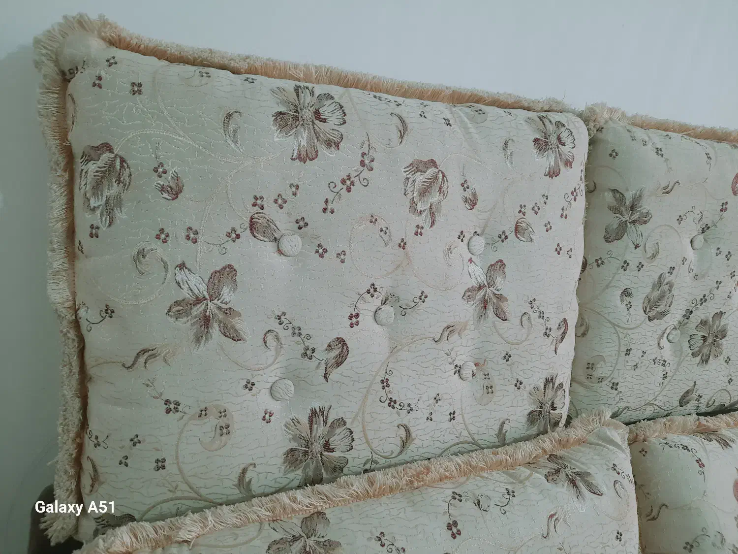 ۴ عدد پشتی درحد نو|پشتی|بندر ماهشهر, |دیوار