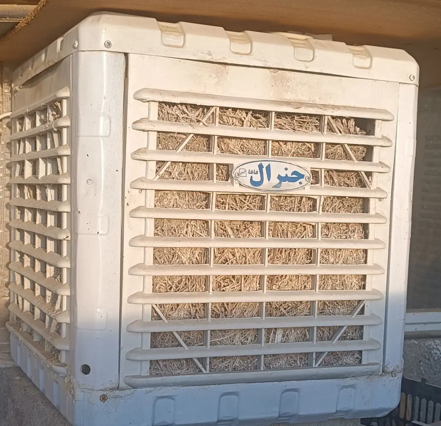 یک عدد کولر مخصوص مغازه.موکت. یک عدد چای ساز قدیمی|سایر لوازم برقی|اردل, |دیوار